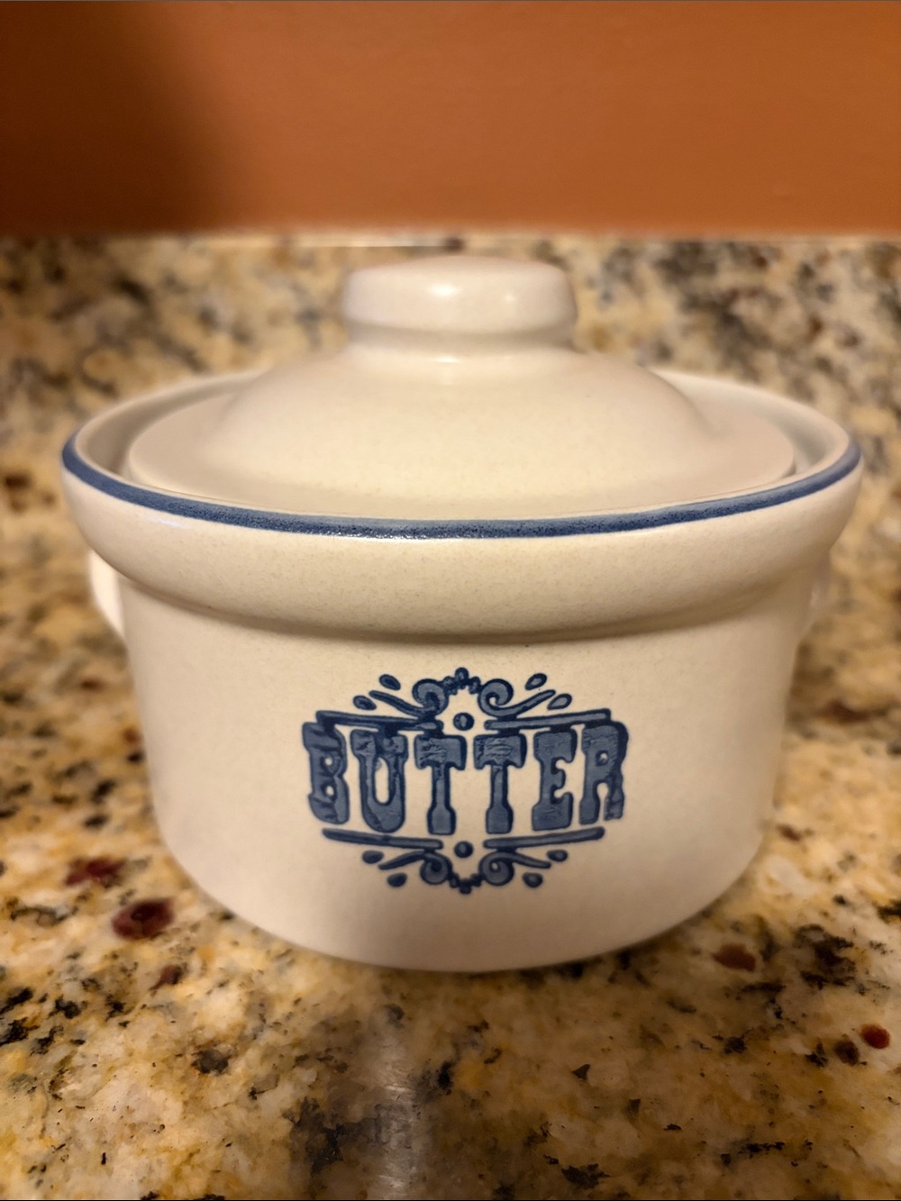 Pfaltzgraff USA Yorktown Stoneware Butter Tub